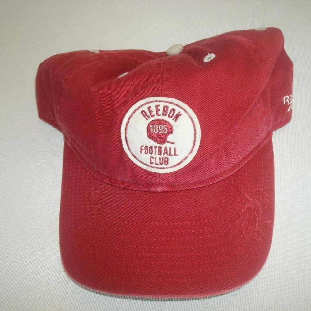 REEBOK FOOTBALL CLUB‎  HAT CAP VINTAGE 00S Y2K B5